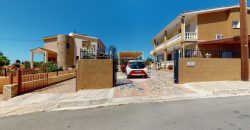 Paphos Chlorakas 4 Bedroom House For Sale DLHP0325