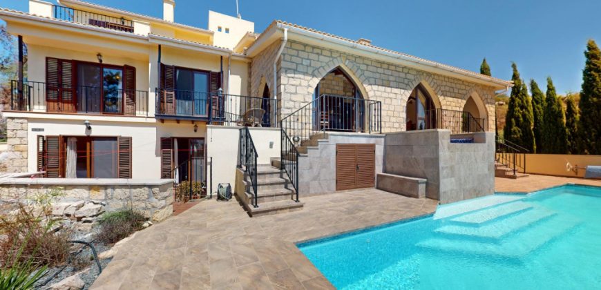 Paphos Ineia 5 Bedroom House For Sale DLHP0250