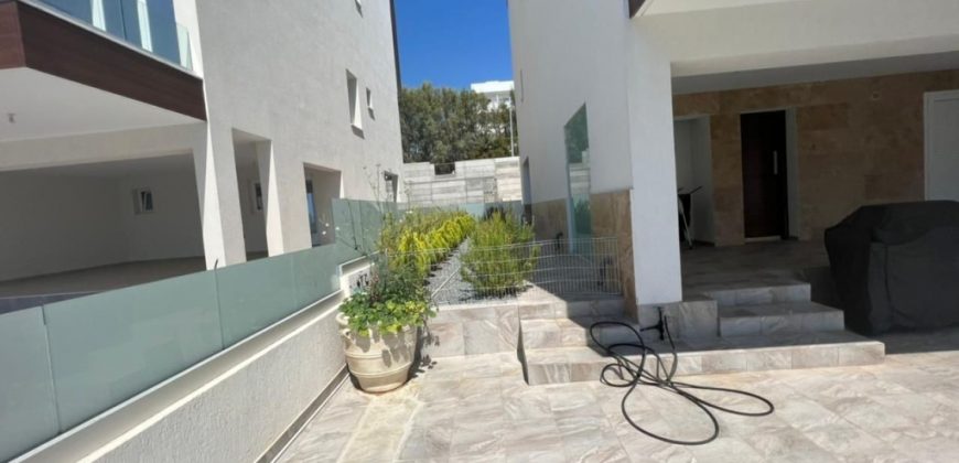 Paphos Kissonerga 2 Bedroom Apartment For Sale DLHP0306