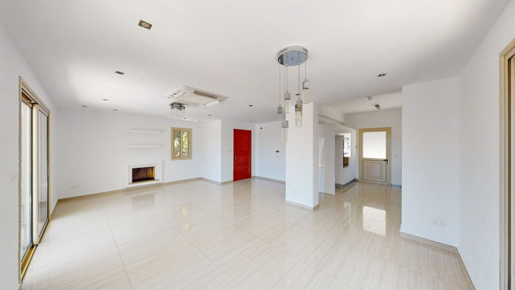 Paphos Kissonerga 4 Bedroom House For Sale DLHP0461