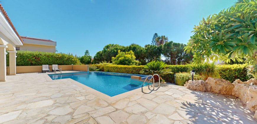 Paphos Pegeia 5 Bedroom House For Sale DLHP0436S