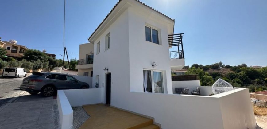 Paphos Peyia 2 Bedroom Town House For Sale KTM102175