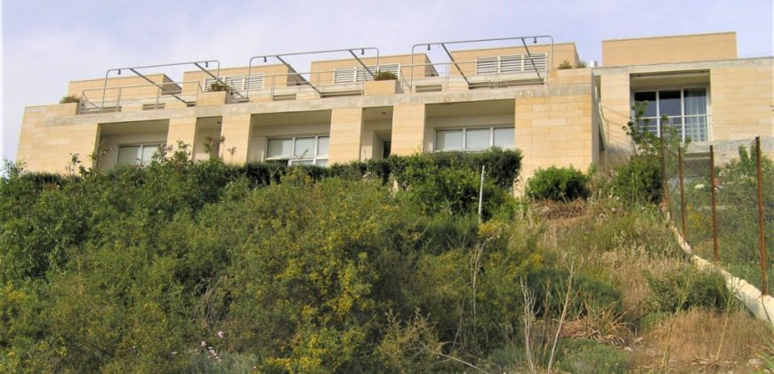 Paphos Tala 5 Bedroom House For Sale DLHP0043