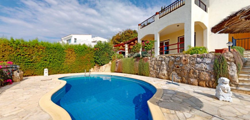 Paphos Tala 5 Bedroom House For Sale DLHP0417