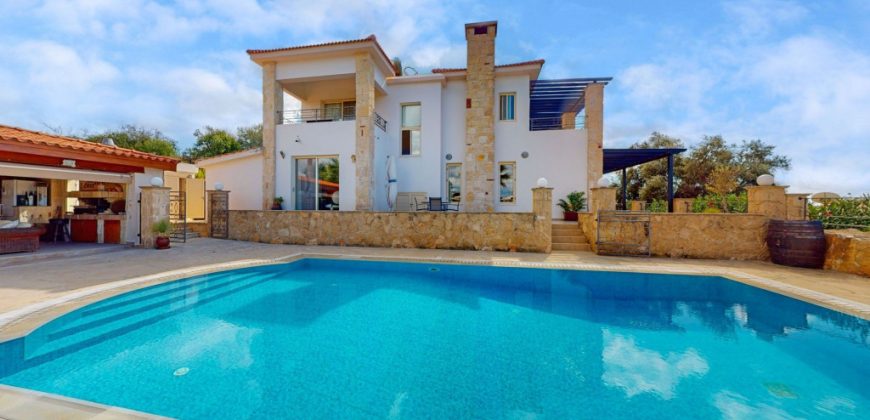 Paphos Tala 6 Bedroom House For Sale DLHP0347