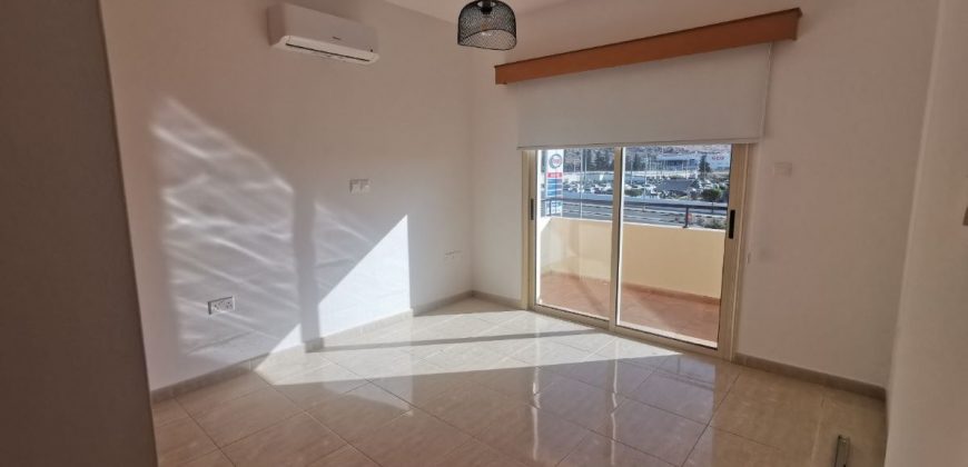 Paphos Town Center 2 Bedroom Apartment For Rent KTM101787