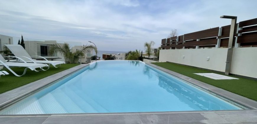 Paphos Chloraka 5 Bedroom Detached Villa For Sale LGP0101018