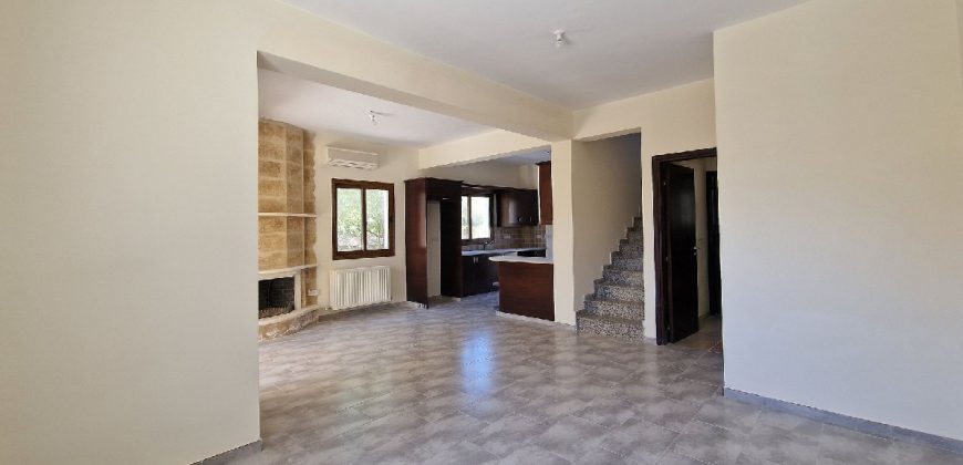 Paphos Ineia 4 Bedroom House For Sale MLT45211