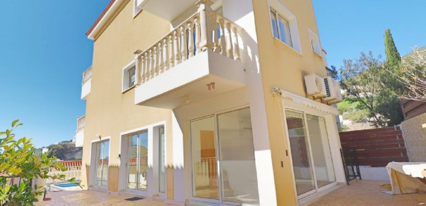 Paphos Peyia 4 Bedroom Villa For Sale SKR17740