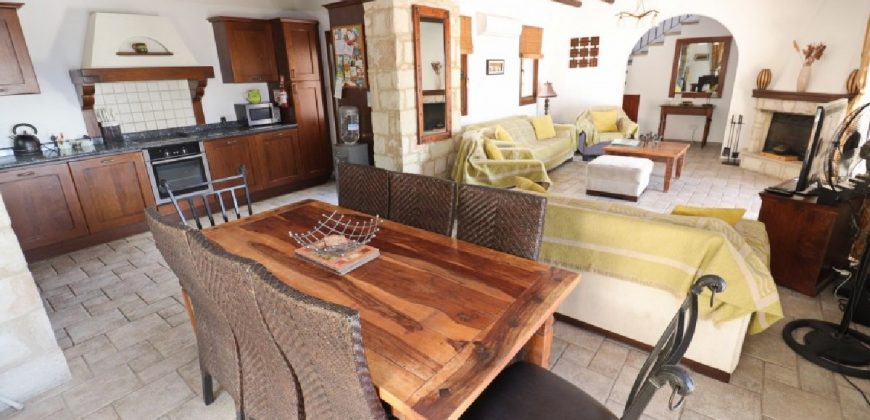 Paphos Peyia 4 Bedroom Villa For Sale SKR17742