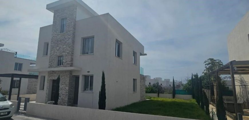 Paphos Chloraka 3 Bedroom House For Rent RSG008