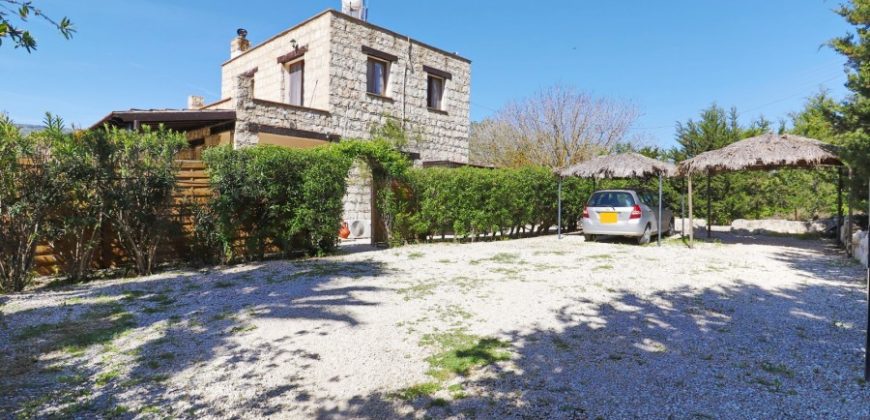 Paphos Giolou 3 Bedroom Villa For Sale SKR17759