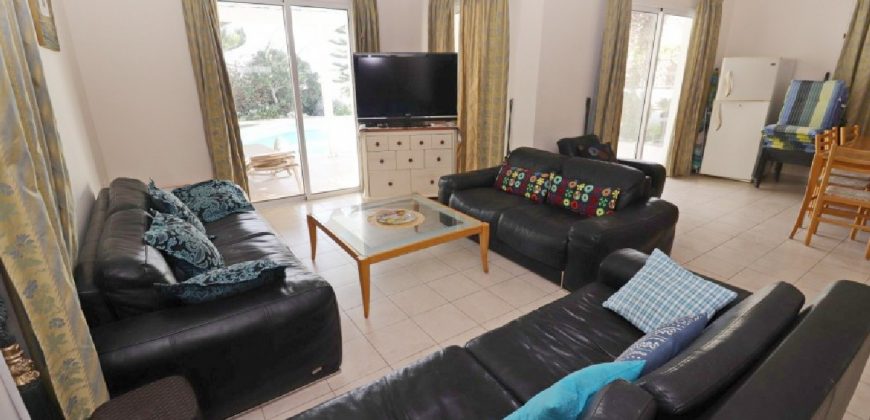 Paphos Peyia 3 Bedroom Villa For Sale SKR17750