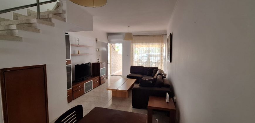 Paphos Town Center 2 Bedroom Town House For Rent XRP063