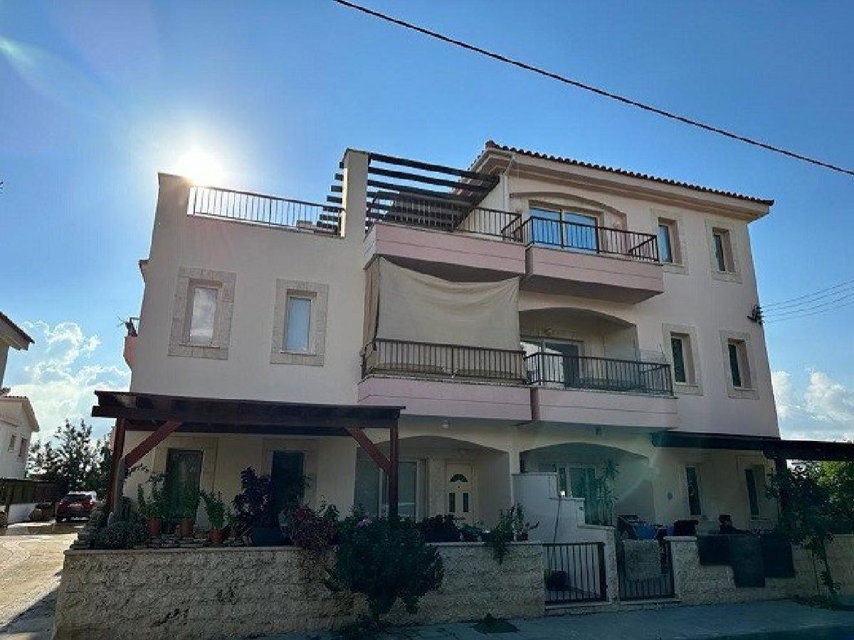 Paphos Anavargos 2 Bedroom Apartment For Sale HGP27562