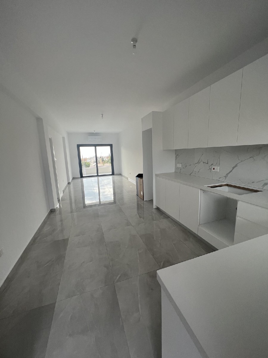 Paphos Chloraka 2 Bedroom Apartment For Rent BC605