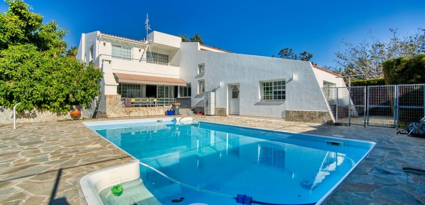 Kato Paphos 5 Bedroom Detached Villa For Sale BSH4825