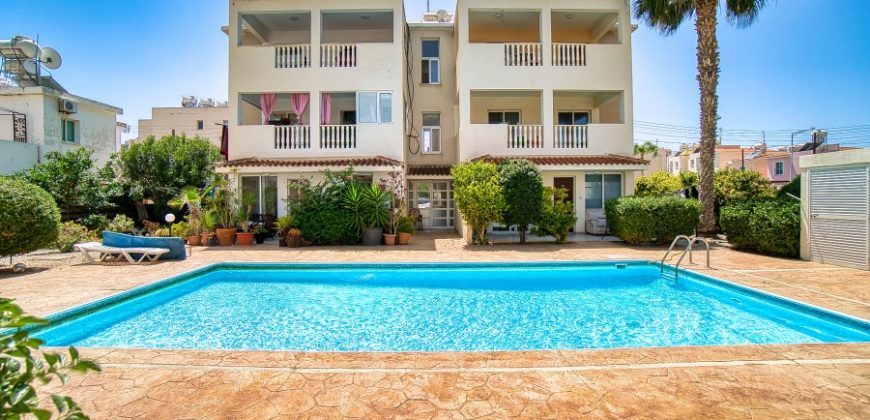 Kato Paphos Universal 2 Bedroom Apartment For Sale BSH5837