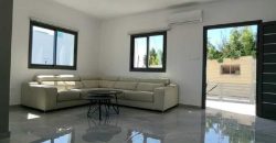 Paphos Konia 3 Bedroom Villa For Rent XRP067