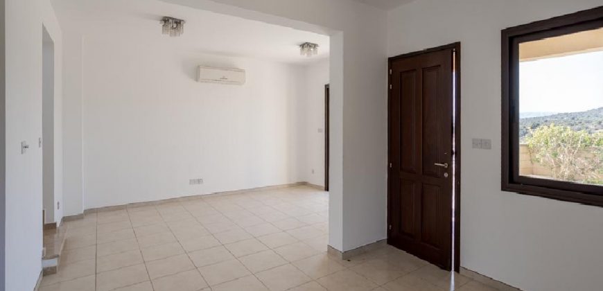 Paphos Kouklia 3 Bedroom House For Sale AMR40264