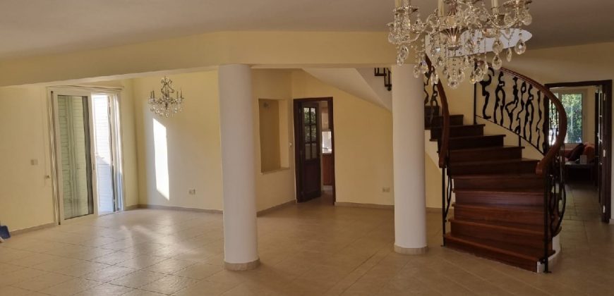 Paphos Acheleia 6 Bedroom House For Rent BC637