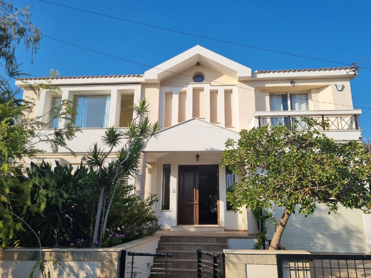 Paphos Acheleia 6 Bedroom House For Rent BC637