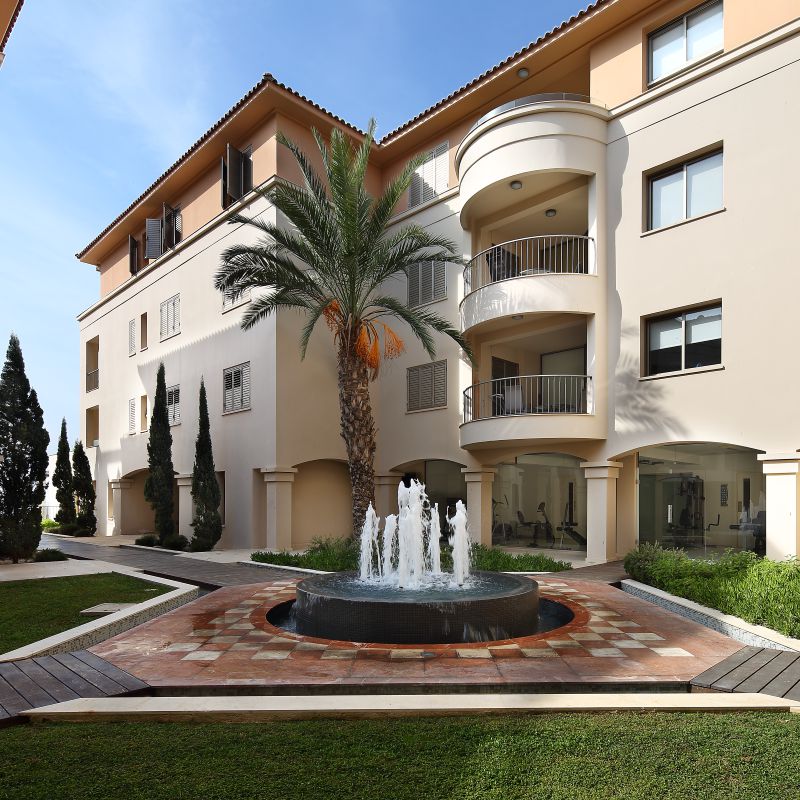 Kato Paphos 3 Bedroom Apartment For Sale MYM6566