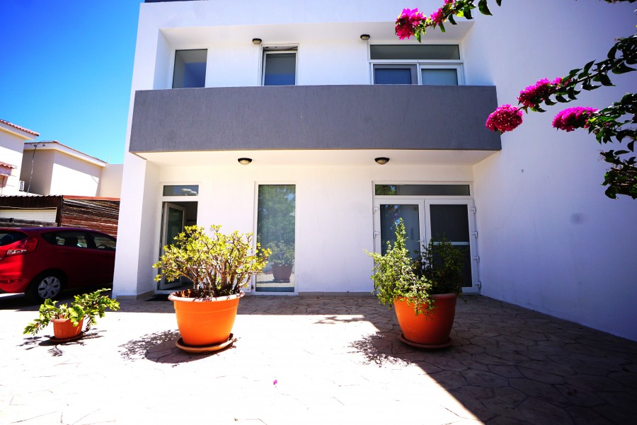 Kato Paphos Universal 2 Bedroom Town House For Sale BSH15993