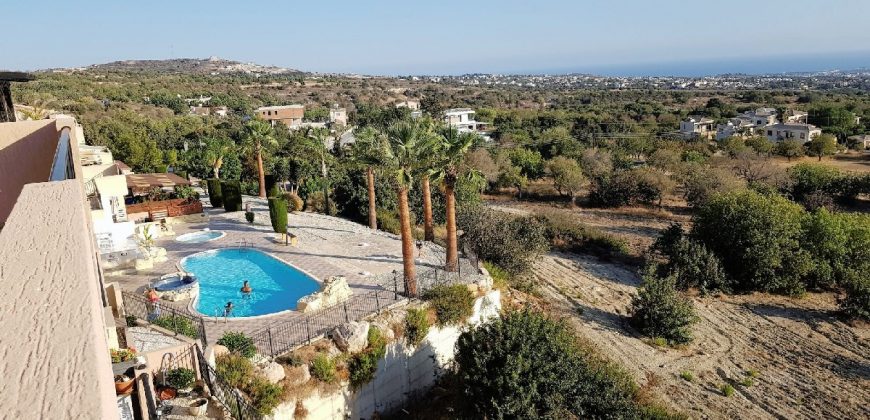 Paphos Mesa Chorio 3 Bedroom Apartment Penthouse For Sale NGM13786