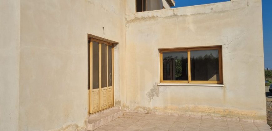 Paphos Peyia 5 Bedroom House For Sale BC639