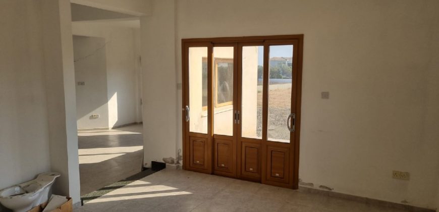 Paphos Peyia 5 Bedroom House For Sale BC639