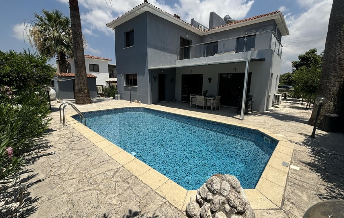 Paphos Polemi 4 Bedroom House For Sale ZTC2971