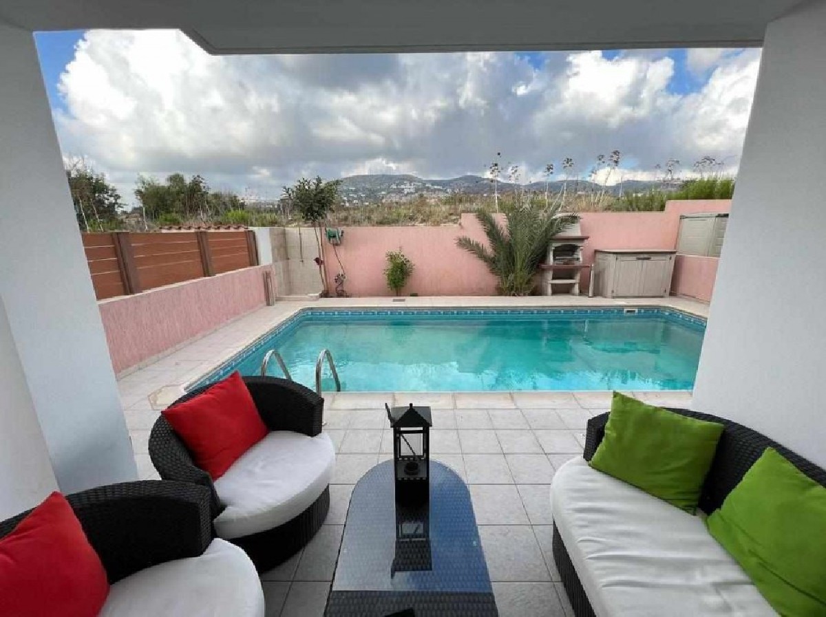 Paphos Tremithousa 3 Bedroom House For Sale CSR14953