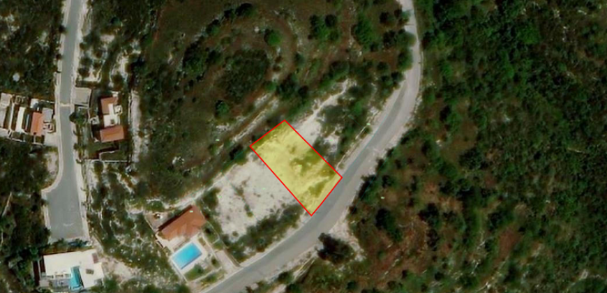 Paphos Tsada Plot For Sale MYM08522