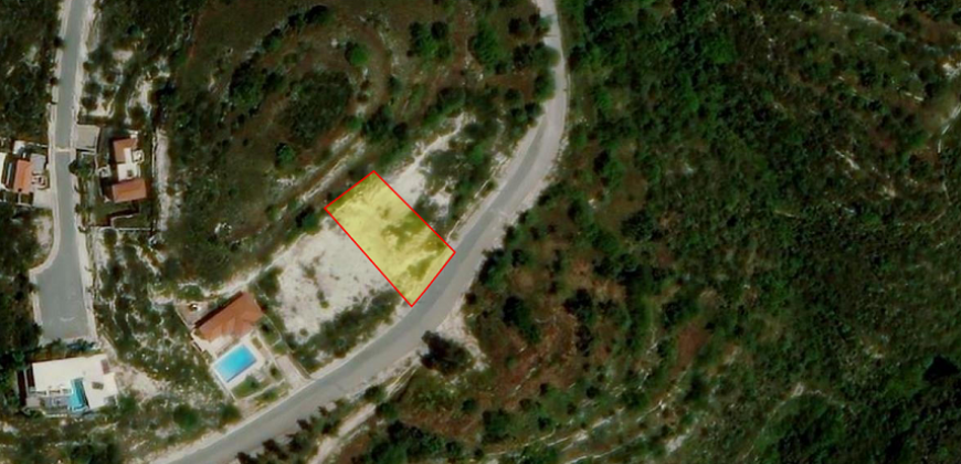 Paphos Tsada Plot For Sale MYM08522