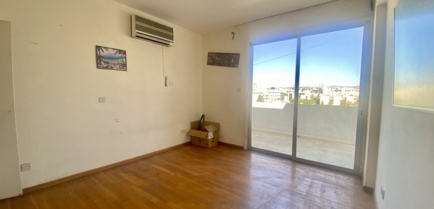 Limassol Historical center 3 Bedroom Apartment For Sale BSH38847