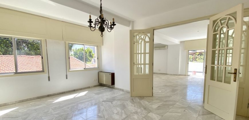 Limassol Historical center 3 Bedroom Apartment For Sale BSH38848