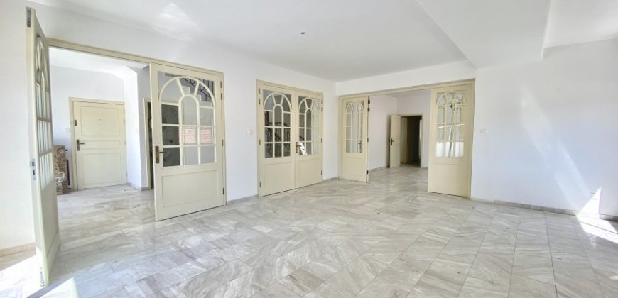 Limassol Historical center 3 Bedroom Apartment For Sale BSH38848