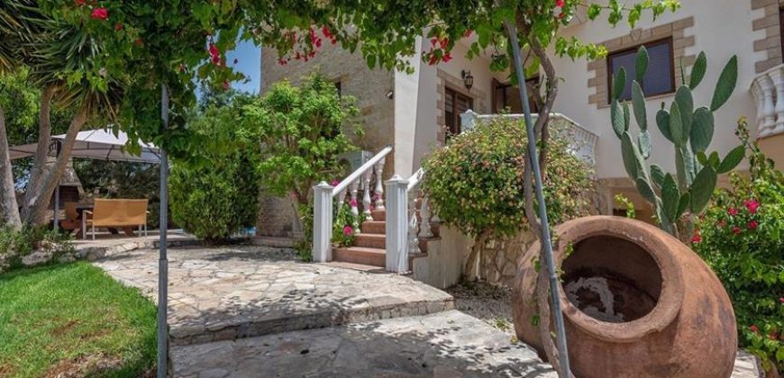 Paphos Argaka 5Bdr Villa For Sale VLSARSLV