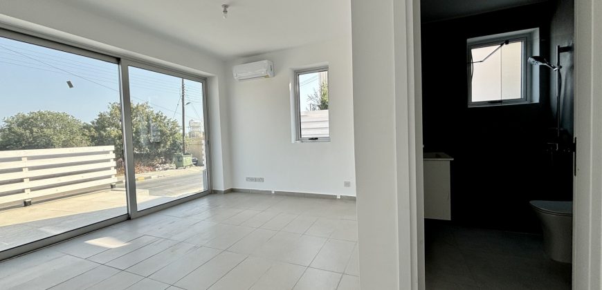 Paphos Chlorakas Ground Floor Apartment 3Bdr For Sale CPNC2820