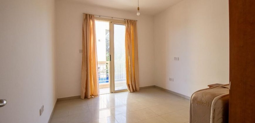 Paphos Geroskipou Building 12Bdr For Sale CPNC2477