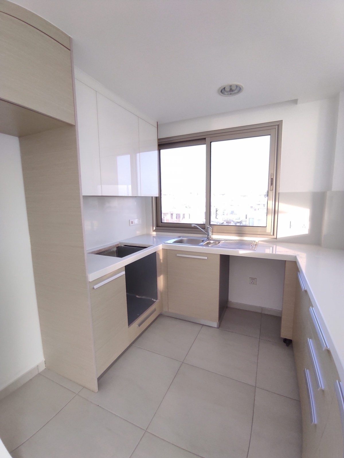 Paphos Kato Paphos Apartment 3Bdr For Sale CPNC2282