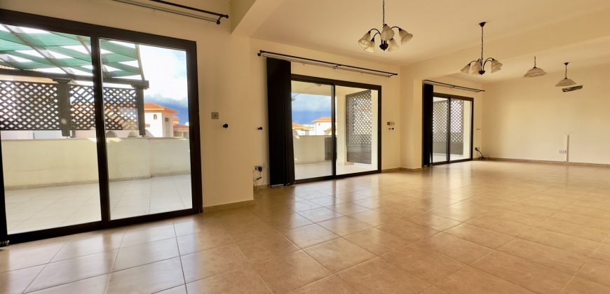 Paphos Kato Paphos Penthouse 3Bdr For Sale CPNC2527