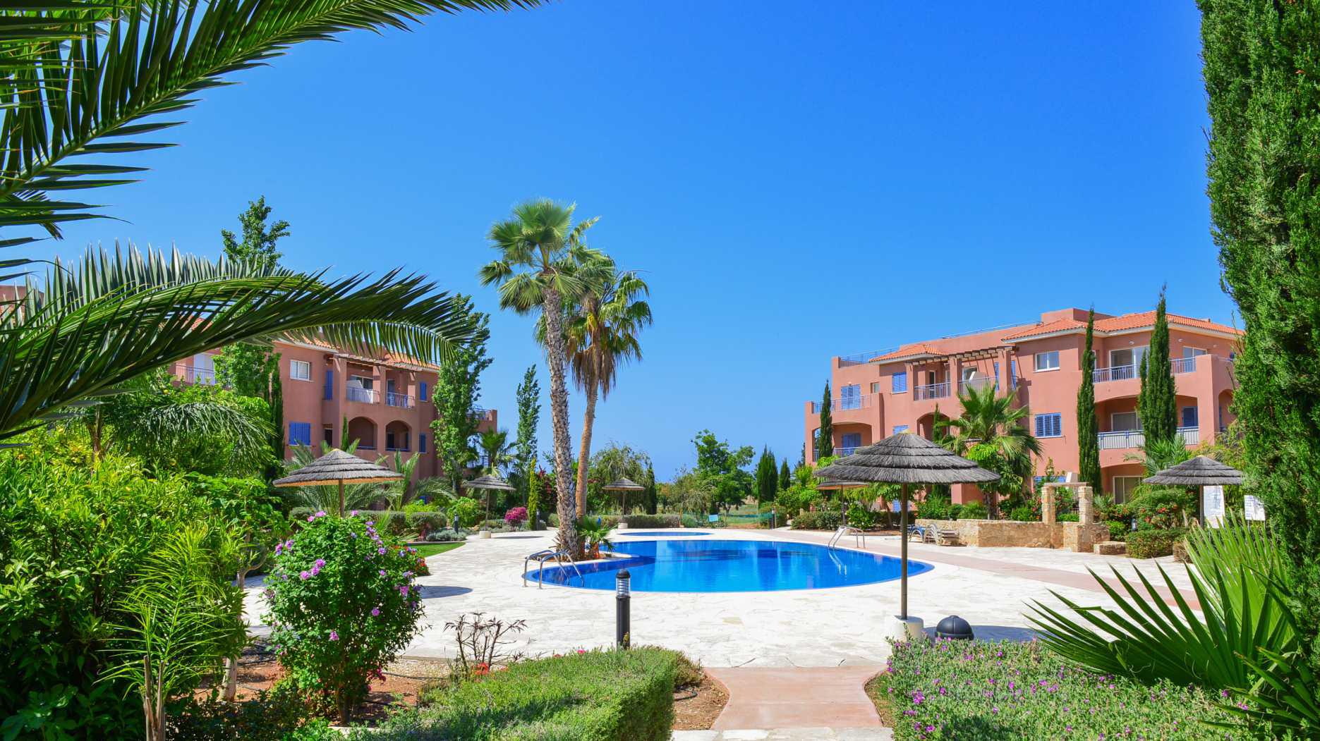 Paphos Mandria 2 Bedroom Apartments / Penthouses For Sale LPT52004