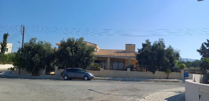 Paphos Mesogi 4 Bedroom Villa For Sale KTM103892