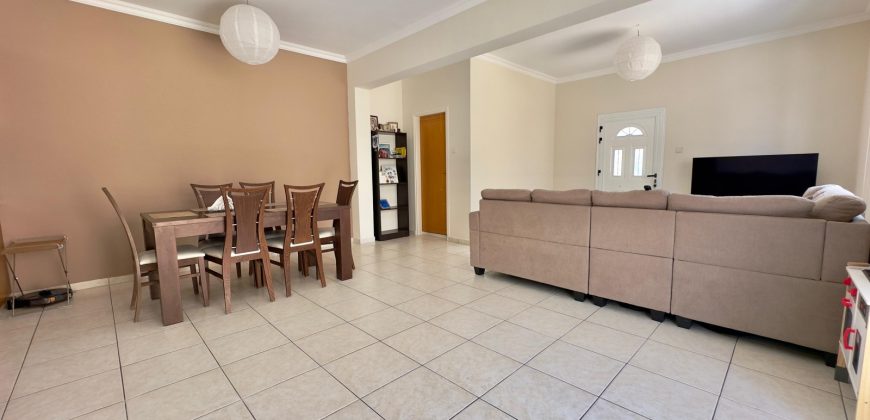 Paphos Moutallos Ground Floor Apartment 3Bdr For Sale CPNC2840