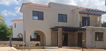 Paphos Peyia 3 Bedroom House For Sale RMR42575