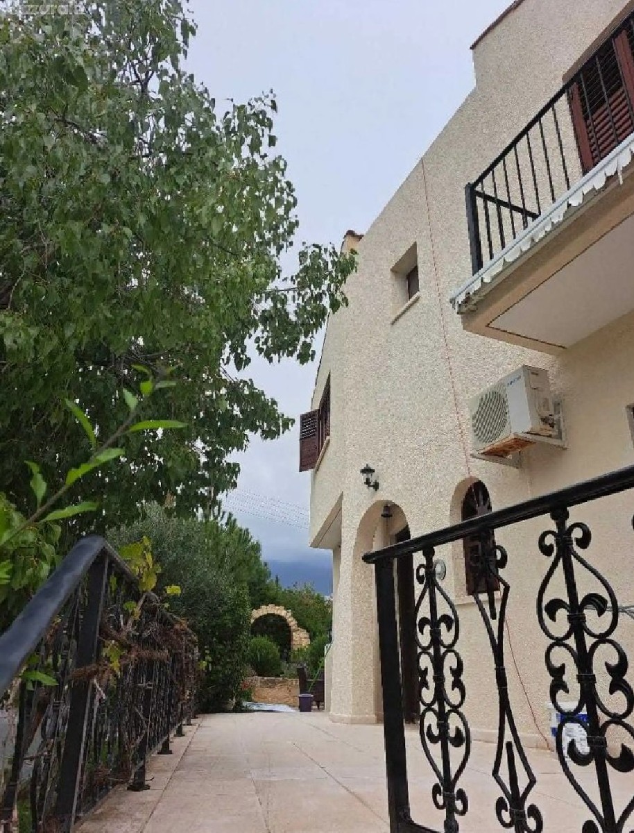 Paphos Tala 2 Bedroom Villa Semi Detached For Sale WWR12457