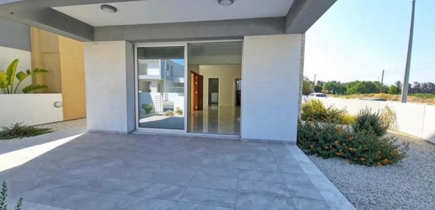 Paphos Universal 3Bdr Villa For Sale VLSNJSLVUNI