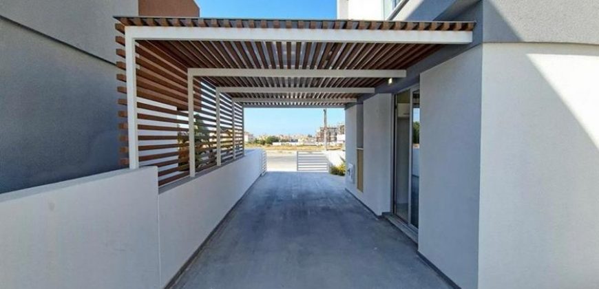 Paphos Universal 3Bdr Villa For Sale VLSNJSLVUNI